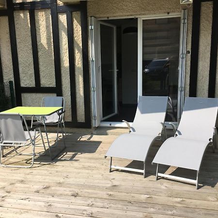 Studio Front De Mer Avec Terrasse Et Acces Direct Plage A Merville-Franceville - Fr-1-487-329 Dış mekan fotoğraf